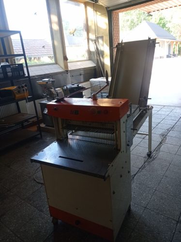 MA52BELT szalagos automata kenyérszeletelő gép