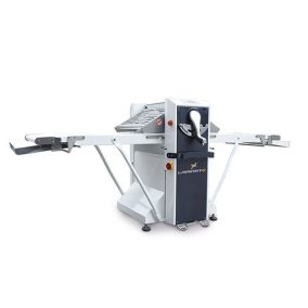   SINMAG LAMINATO tésztanyújtó gép, 650x1320 mm szalagokkal, tésztavastagság kijelzéssel, 400V